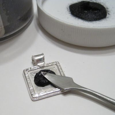 Applying Enamel through Wet Packing Method