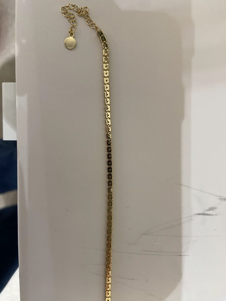 tennis chain sold on the market
